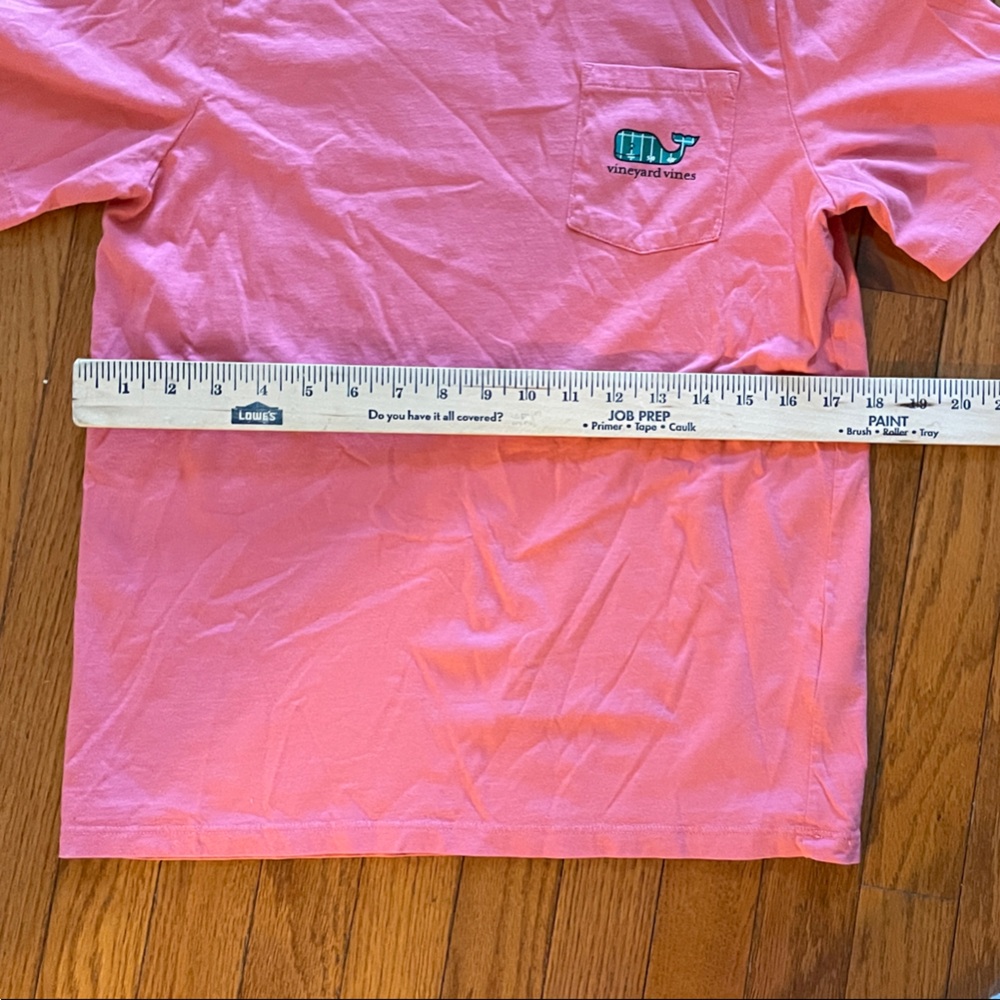 Vineyard Vines large Coral Pink Short-Sleeve Pocket Tee - Picture 5 of 7